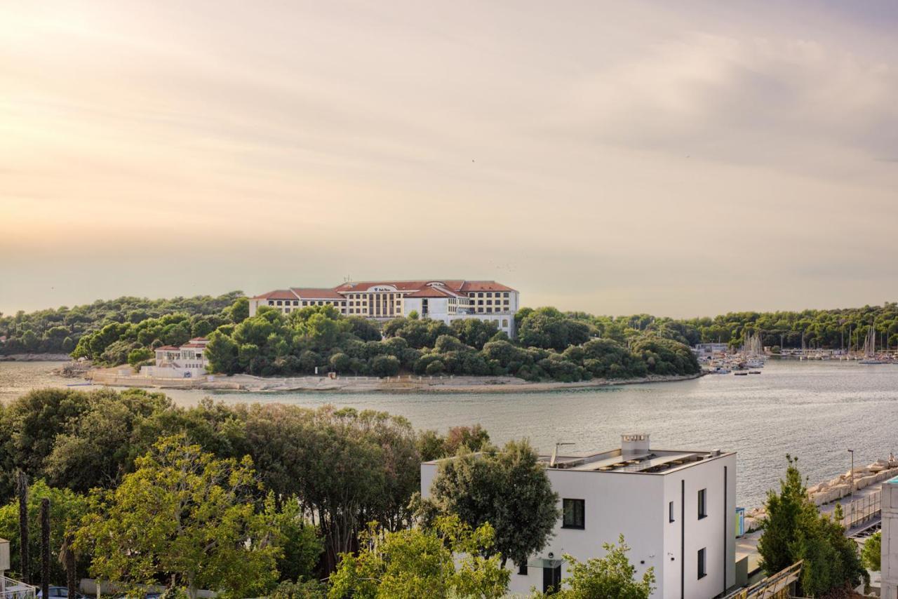 Tomisha Appartement Pjescana Uvala Buitenkant foto