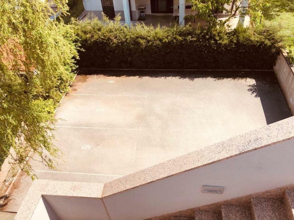 Tomisha Appartement Pjescana Uvala Buitenkant foto